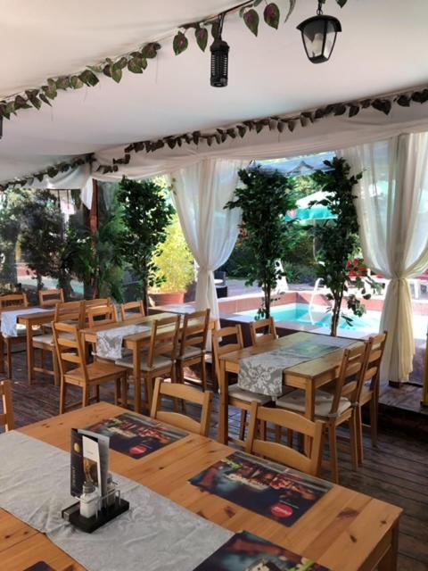 Hotel Suzana Garden Venus Zewnętrze zdjęcie